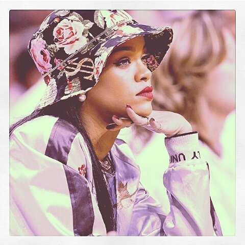 Picsart profile picture for @rihanna